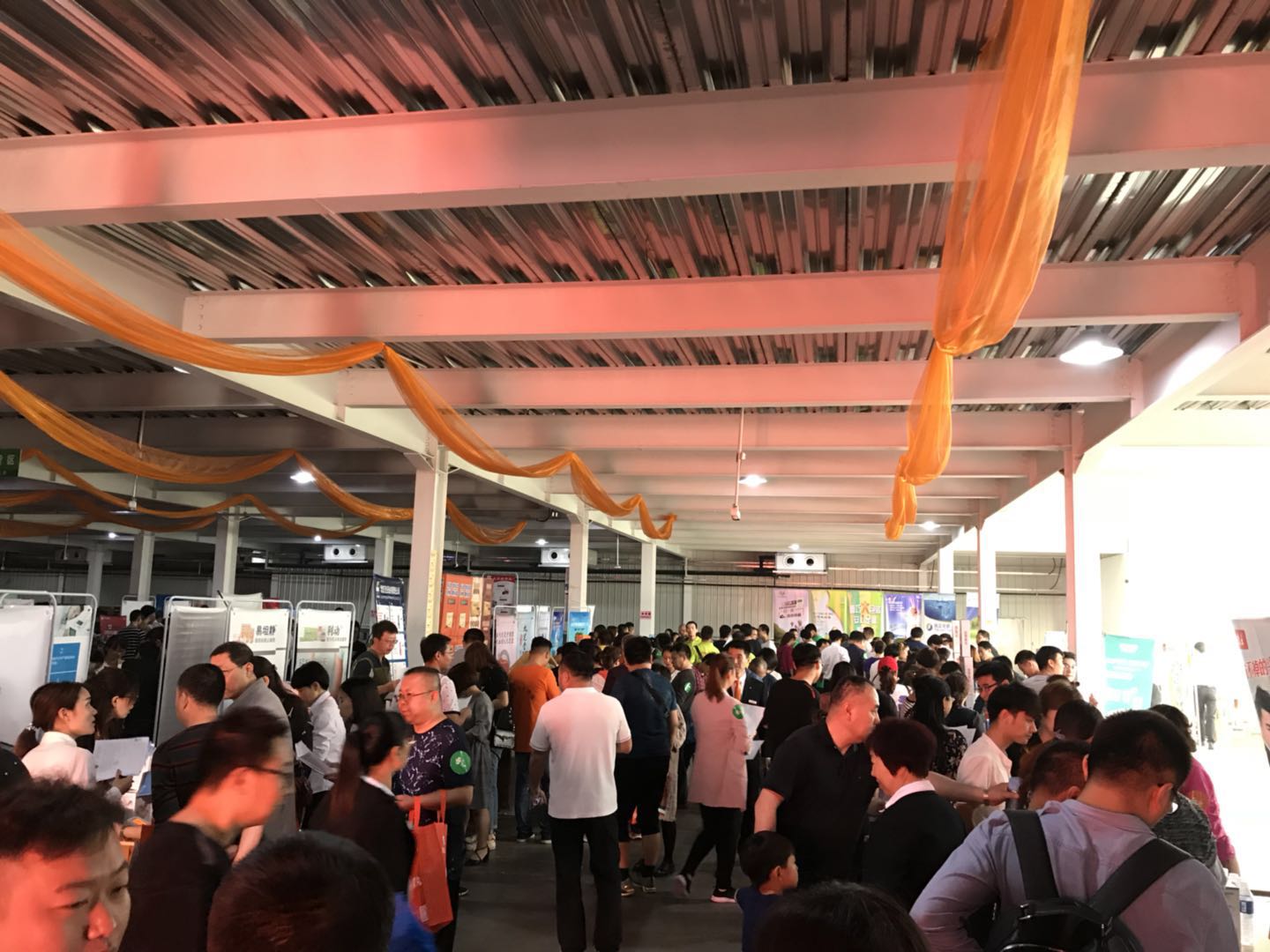 必康潤祥第二屆工商零融合產(chǎn)品展示訂貨會圓滿結(jié)束 ——搭建平臺，深化合作，共謀發(fā)展